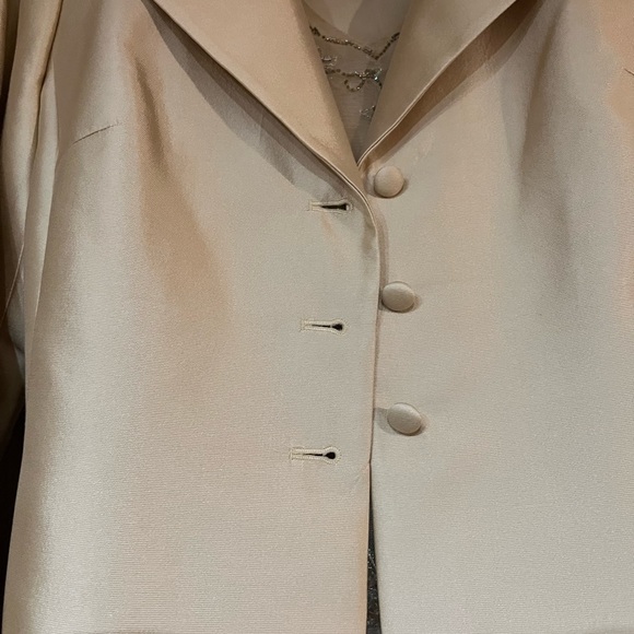 Talbots size 4  3 pieces suit good condition - Picture 11 of 16